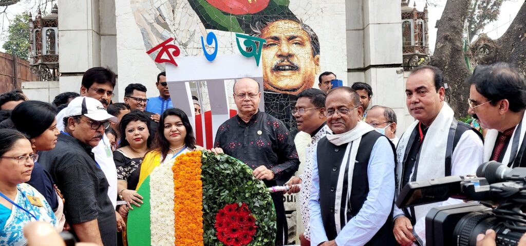 বেনাপোল সীমান্তে দুই দেশের ভাষা প্রেমীদের মিলনমেলা