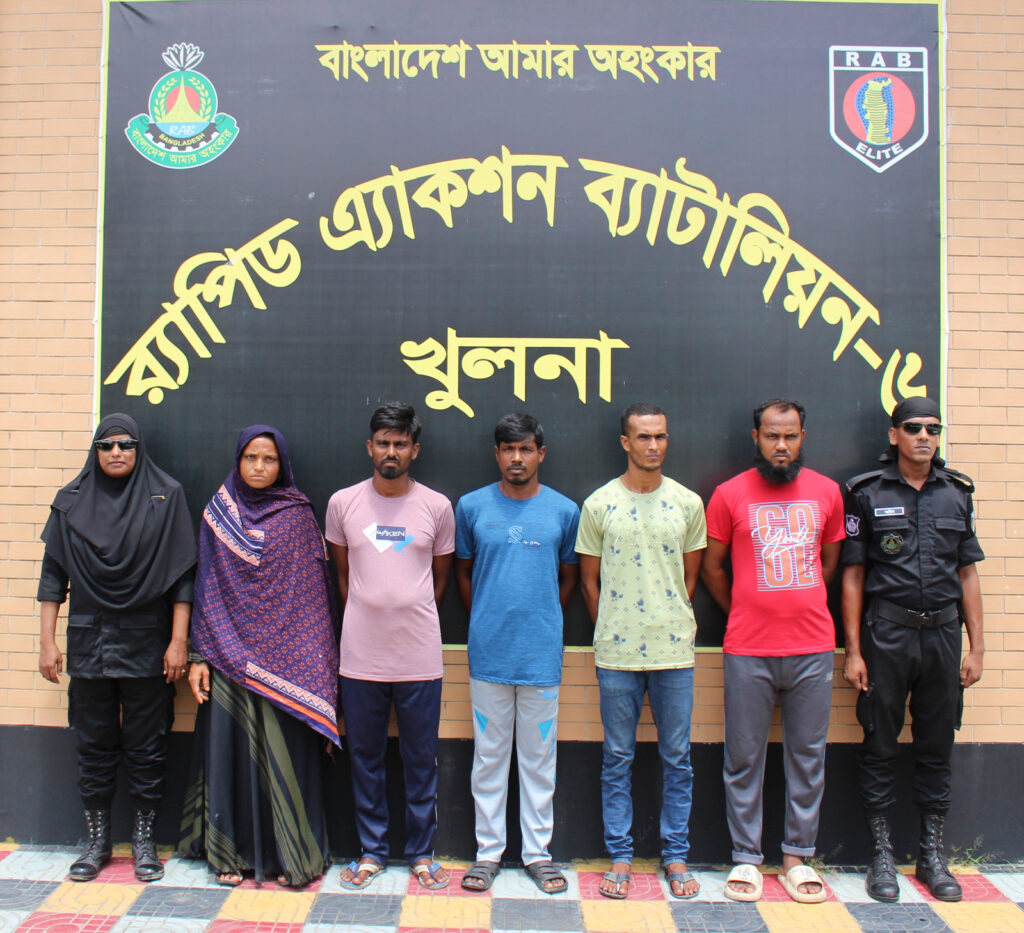 র‌্যাবের অভিযানে ১৪অপহৃত উদ্ধারসহ গ্রেফতার-৫