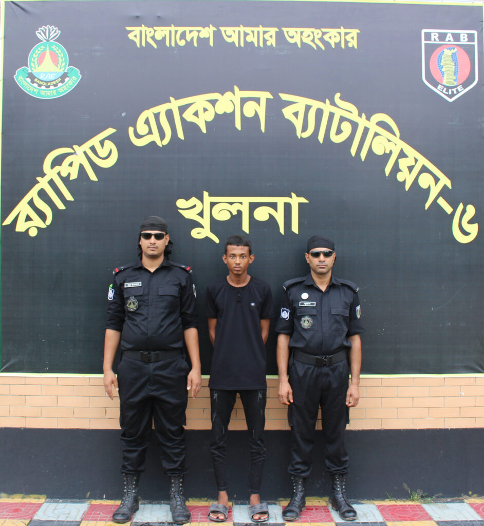 র‌্যাবের হাতে কোরবান হত্যা মামলার আসামী গ্রেফতার