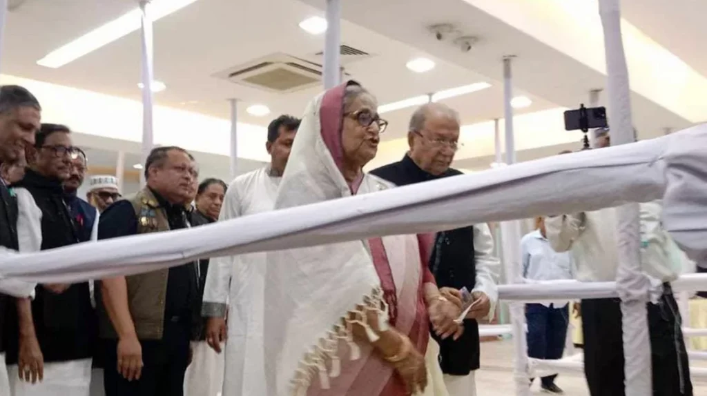 আওয়ামী লীগের মনোনয়ন ফরম কিনেছেন শেখ হাসিনা