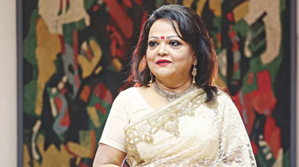 চিকিৎসা নিয়ে দেশে ফিরেছেন সংগীত শিল্পী সাবিনা ইয়াসমিন