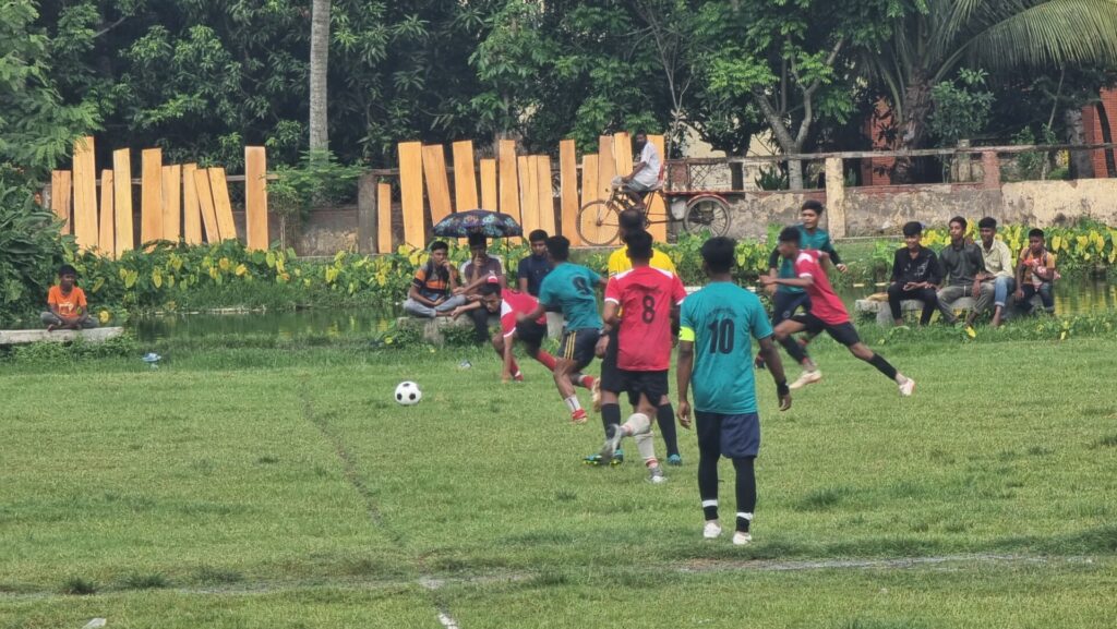 কেশবপুরে বঙ্গবন্ধু জাতীয় গোল্ডকাপ ফুটবল টুর্নামেন্টের উদ্বোধন