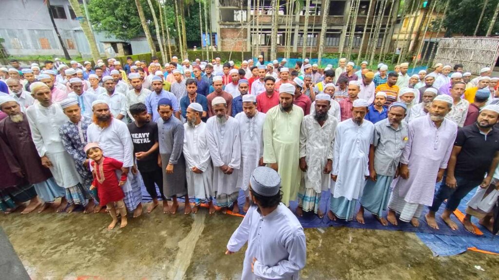 বৈষম্য বিরোধী ছাত্র আন্দোলনের আয়োজনে হাতিয়ায় গায়েবানা জানাযা ও দোয়া অনুষ্ঠিত