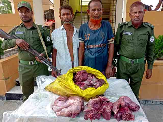 শ্যামনগরে হরিণের মাংসসহ আটক-২