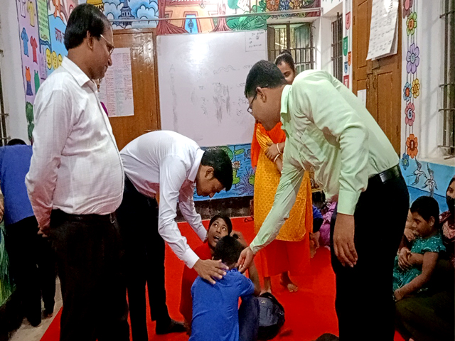 খাগড়াছড়িতে অভিযোগ প্রতিকার বিষয়ক প্রশিক্ষণ ও কালেক্টরেট বিদ্যালয় পরিদর্শন