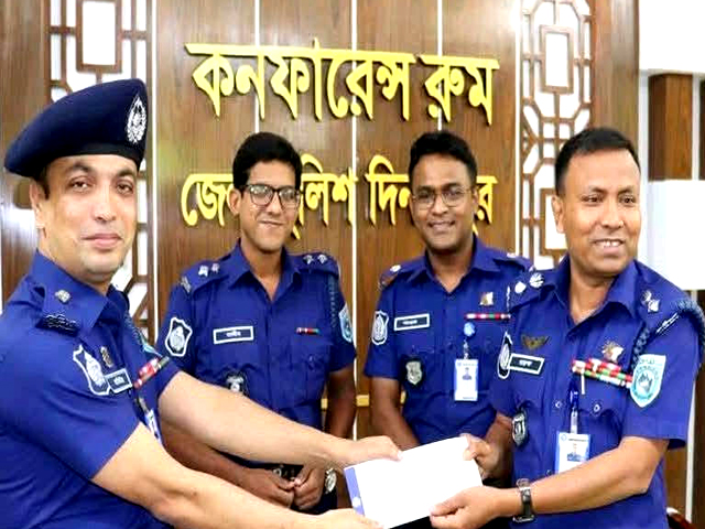 শ্রেষ্ঠ ওসি হিসেবে পুরুস্কৃত হলেন মতিউর রহমান