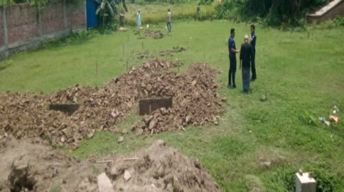বেনাপোলে রেলওয়ের জমিতে ভবন নির্মাণের অভিযোগ