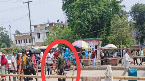 যাত্রী ল্যাগেজ পারাপারে আনসার সদস্যদের বিরুদ্ধে ঘুস নেওয়ার অভিযোগ