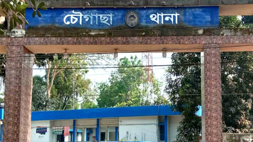 চৌগাছায় আসামি ধরতে গিয়ে হামলায় ওসিসহ ৭ পুলিশ সদস্য আহত