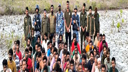 ভারতের নৌবাহিনীর পুশইন করা ৭৮ জন মুসলিম গুজরাটের