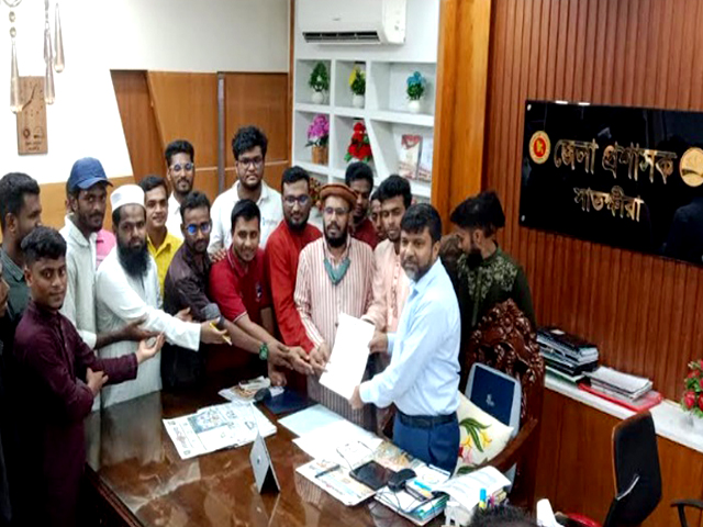 সাতক্ষীরায় রেলপথ বাস্তবায়নের দাবিতে স্মারকলিপি প্রদান
