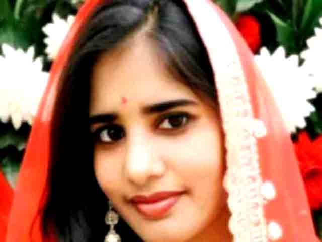 নড়াইলে গৃহবধূর মরদেহ উদ্ধার