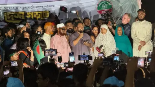 চাঁদাবাজদের কবল থেকে ব্যবসায়ীদের রক্ষা করবঃ নাহিদ ইসলাম