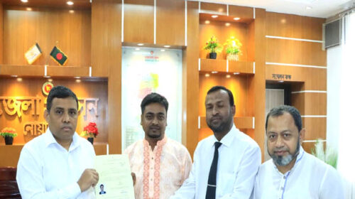 সাপ্তাহিক ‘হাতিয়ার কথা’র সম্পাদক ও প্রকাশক হিসেবে ডিক্লারেশন পেল সাংবাদিক কেফায়েতুল্লাহ