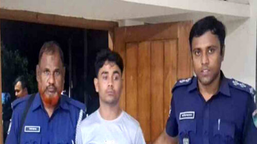 নড়াইলে স্ত্রীসহ ডাকাত সর্দার গোল্ড হৃদয় গ্রেফতার