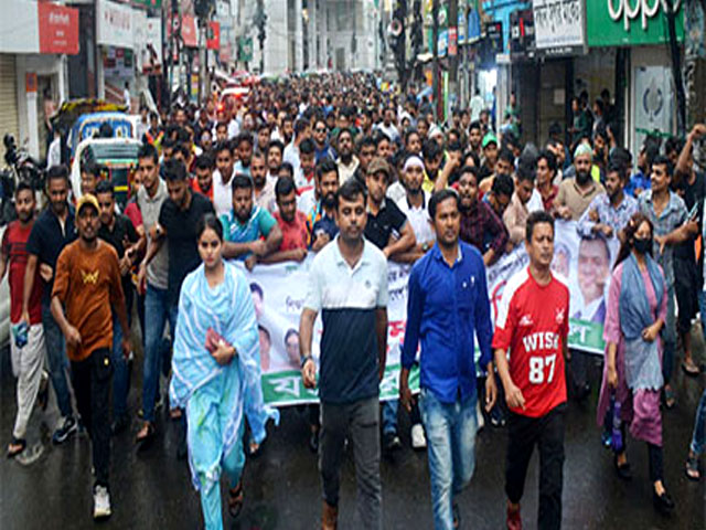 যশোরে ছাত্রদলের বিক্ষোভ মিছিল