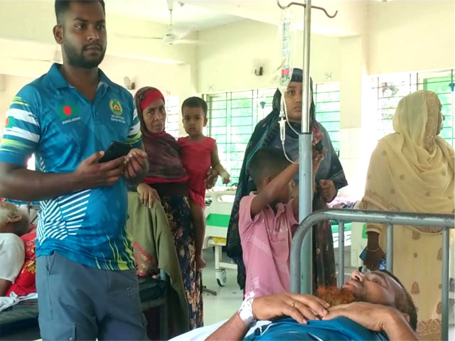 নন্দীগ্রামে আনসার সদস্য'র পিতাকে মারপিটের ঘটনায় থানায় অভিযোগ