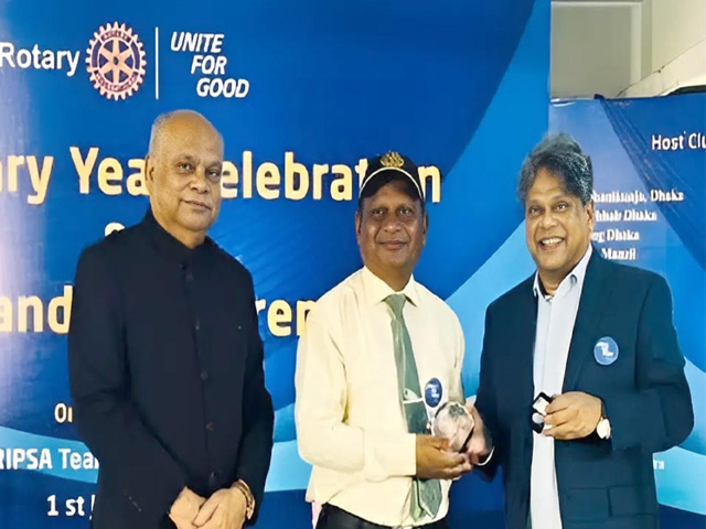 "এভিনিউ অফ সার্ভিস"এওয়ার্ড পেলেন রোটারিয়ান তুহিন