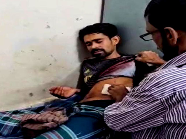 দুমকীতে মাদক বিরোধে ছুরির কোপে যুবক আহত